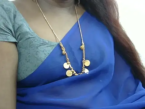 Snapshot of Hot_akshara chatting on 09/21/25, 03:28 Hot akshara online show from 09/21/25, 03:28