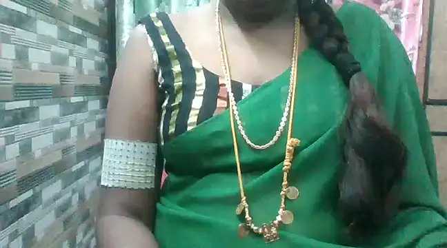 Snapshot of Hot_akshara chatting on 12/04/24, 01:19 Hot akshara online show from 12/04/24, 01:19