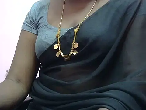 Hot akshara online show from 11/29/25, 03:56