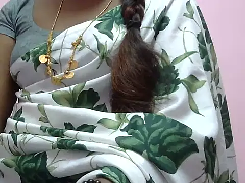 Hot akshara online show from 11/19/25, 05:46