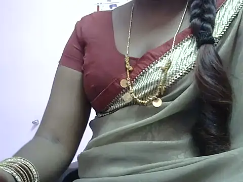 Hot akshara online show from 11/14/25, 03:48