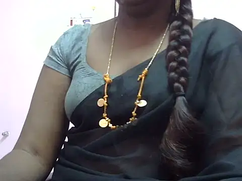 Hot akshara online show from 01/17/26, 03:15