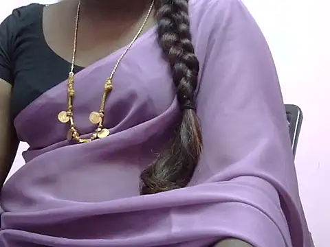 Hot akshara online show from 12/21/25, 10:50