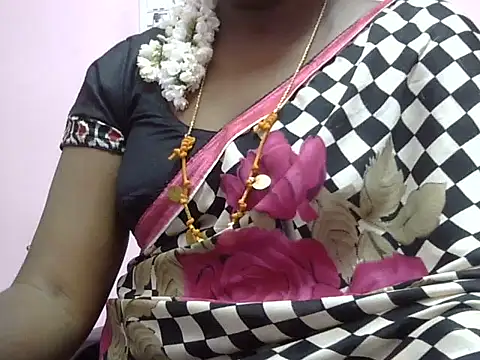 Hot akshara online show from 02/21/26, 05:15