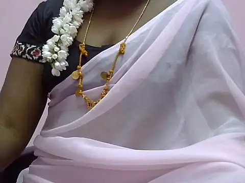 Hot akshara online show from 02/20/26, 03:36