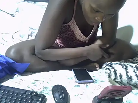 ebony sonya online show from 10/12/25, 01:51
