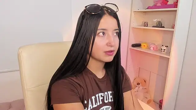 Snapshot of Ali_itcaduu chatting on 03/17/25, 11:13 Ali itcaduu online show from 03/17/25, 11:13