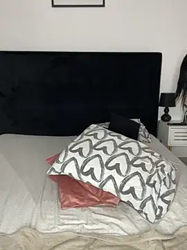 Snapshot of Nefera_De_Nile chatting on 03/18/25, 11:44 Nefera De Nile online show from 03/18/25, 11:44