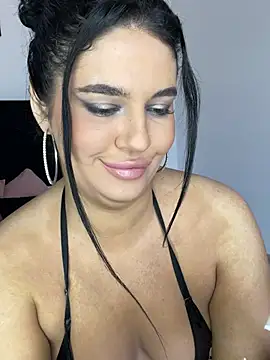 Snapshot of Nefera_De_Nile chatting on 02/25/25, 08:36 Nefera De Nile online show from 02/25/25, 08:36