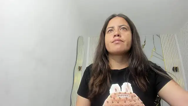 kathina giraldo online show from 03/28/26, 12:39