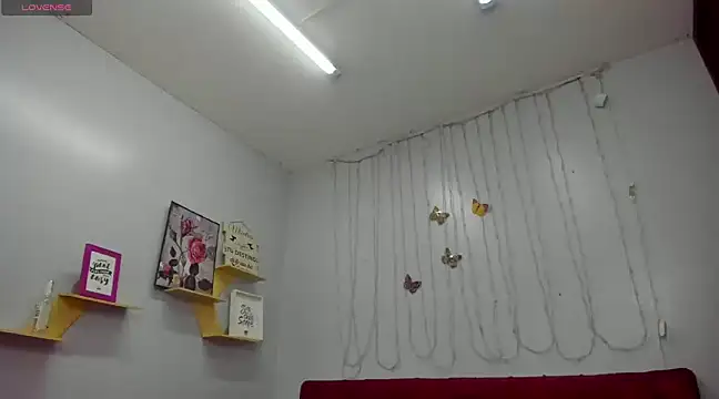 kathina giraldo online show from 03/22/25, 12:35