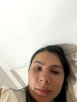 SofiaG  online show from 11/10/25, 03:44