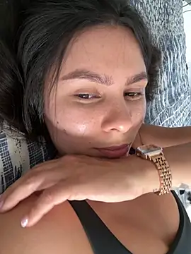 SofiaG  online show from 11/12/25, 08:12