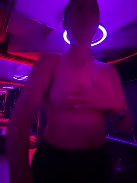 SofiaG  online show from 02/15/26, 06:07