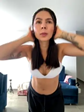 SofiaG  online show from 11/04/25, 07:17