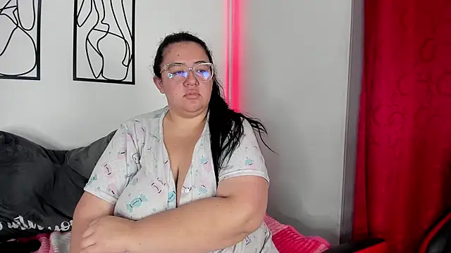 RubyPirsso18 online show from 11/17/25, 07:07