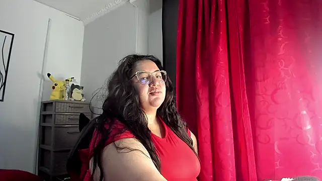 Snapshot of RubyPirsso18 chatting on 02/07/26, 07:33 RubyPirsso18 online show from 02/07/26, 07:33