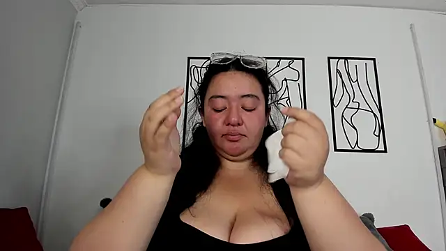 Snapshot of RubyPirsso18 chatting on 02/27/26, 07:24 RubyPirsso18 online show from 02/27/26, 07:24