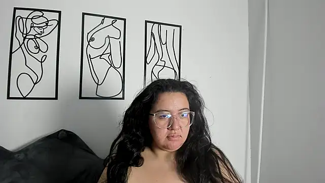 RubyPirsso18 online show from 11/24/25, 07:14