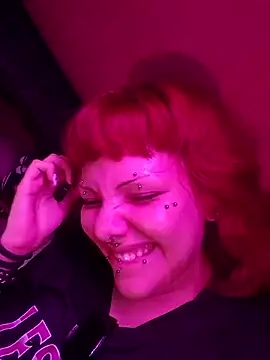 Snapshot of Sarah-Stoner chatting on 06/21/26, 08:58 Sarah-Stoner online show from 06/21/26, 08:58