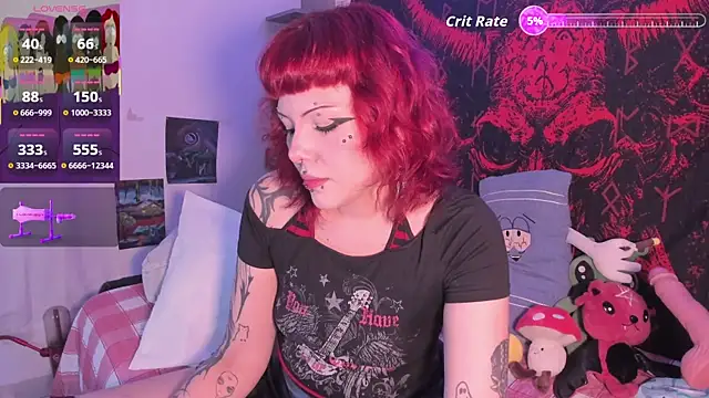 Snapshot of Sarah-Stoner chatting on 06/11/26, 01:16 Sarah-Stoner online show from 06/11/26, 01:16