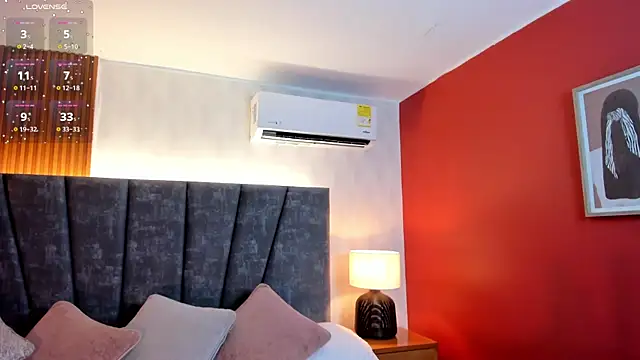 Snapshot of Ada__lee_ chatting on 10/29/25, 01:26 Ada lee online show from 10/29/25, 01:26