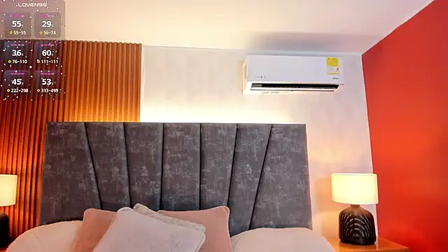 Snapshot of Ada__lee_ chatting on 10/26/25, 01:28 Ada lee online show from 10/26/25, 01:28