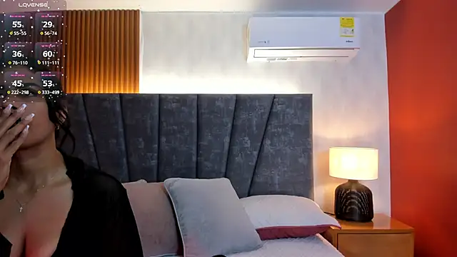 Snapshot of Ada__lee_ chatting on 11/07/25, 01:21 Ada lee online show from 11/07/25, 01:21