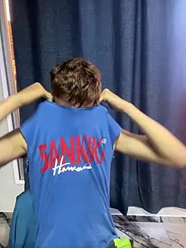 oliver Lz online show from 10/22/25, 10:08