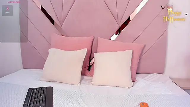 Snapshot of kaylin_jann chatting on 10/16/25, 05:54 kaylin jann online show from 10/16/25, 05:54