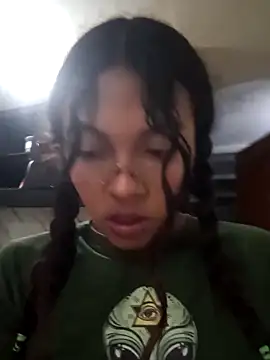 Lunita 5 online show from 11/28/25, 08:53