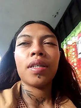 Lunita 5 online show from 11/22/25, 09:24