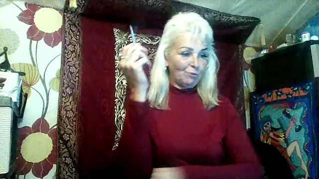 Snapshot of CassandraSandra44 chatting on 11/12/25, 06:01 CassandraSandra44 online show from 11/12/25, 06:01