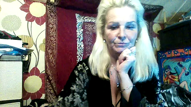 CassandraSandra44 online show from 02/25/26, 06:19
