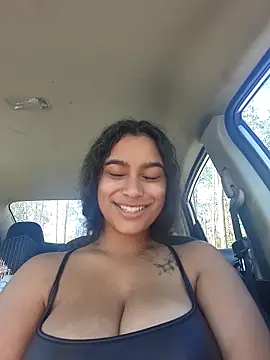 cinnaminnie online show from 03/01/25, 04:22