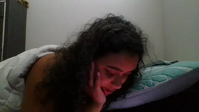 cinnaminnie online show from 11/15/25, 04:55