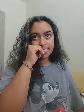 cinnaminnie online show from 05/20/26, 06:16
