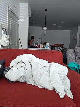 cinnaminnie online show from 09/30/25, 04:57