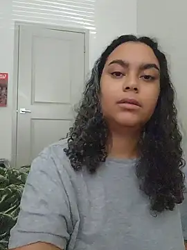 cinnaminnie online show from 07/12/26, 07:04