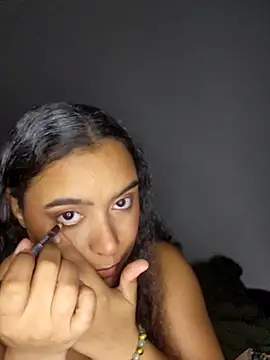 cinnaminnie online show from 03/19/26, 01:38