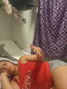cinnaminnie online show from 06/10/26, 03:24