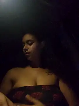 cinnaminnie online show from 03/04/25, 01:01