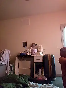 cinnaminnie online show from 04/18/26, 03:14