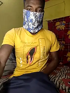 Hunter boy9 online show from 11/17/25, 12:03