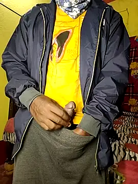 Hunter boy9 online show from 11/18/25, 12:04