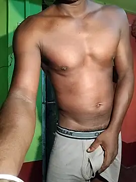 Hunter boy9 online show from 04/11/26, 11:41