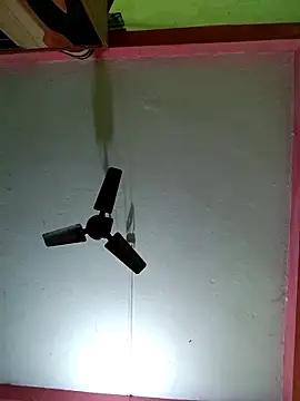 Hunter boy9 online show from 10/10/25, 11:27