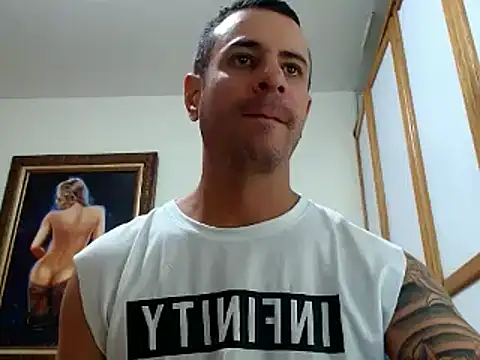 Snapshot of nicolay_74 chatting on 01/30/25, 08:10 nicolay 74 online show from 01/30/25, 08:10