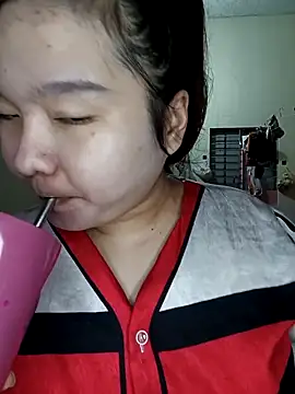 Thomgdee online show from 10/23/25, 01:48