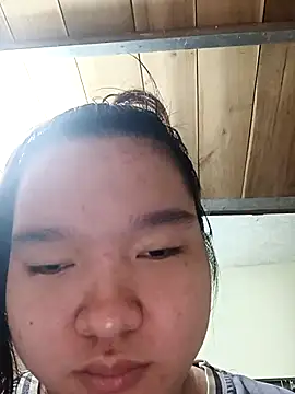 Thomgdee online show from 10/24/25, 01:04